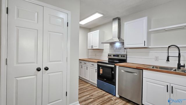 306 Autumn Lane, Madison, AL 35758