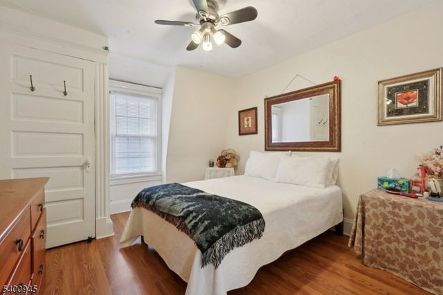 109 N 2Nd Ave, Highland Park Boro, NJ 08904