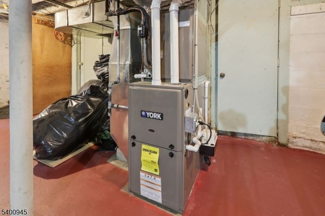 109 N 2Nd Ave, Highland Park Boro, NJ 08904