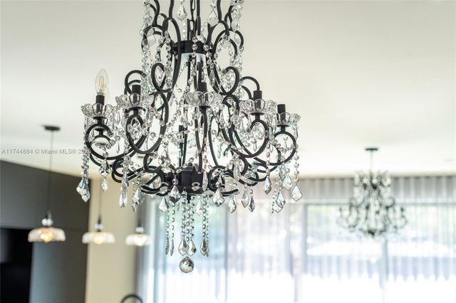 414 NW 52nd St, Miami, FL 33127