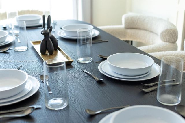 414 NW 52nd St, Miami, FL 33127