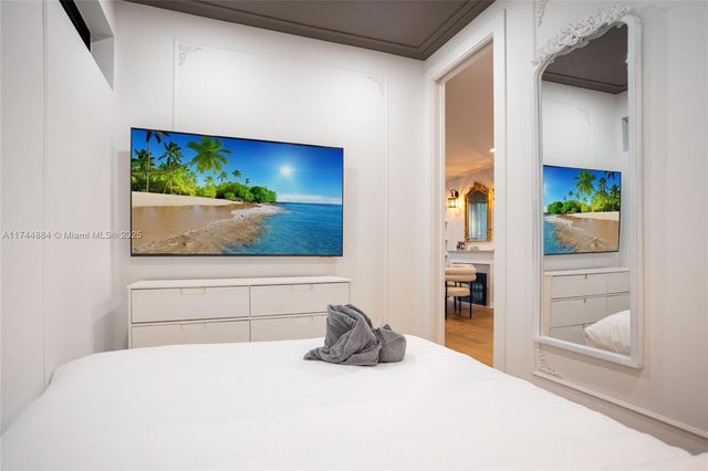 414 NW 52nd St, Miami, FL 33127