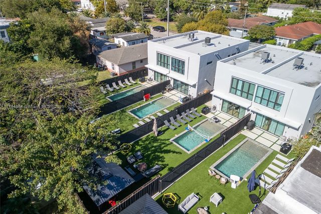 414 NW 52nd St, Miami, FL 33127