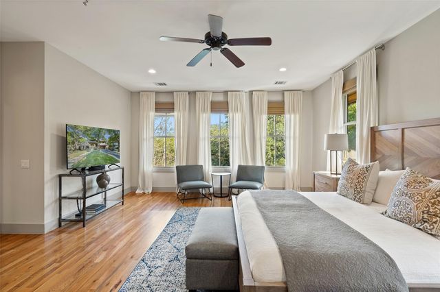 1907 McCall RD, Austin, TX 78703