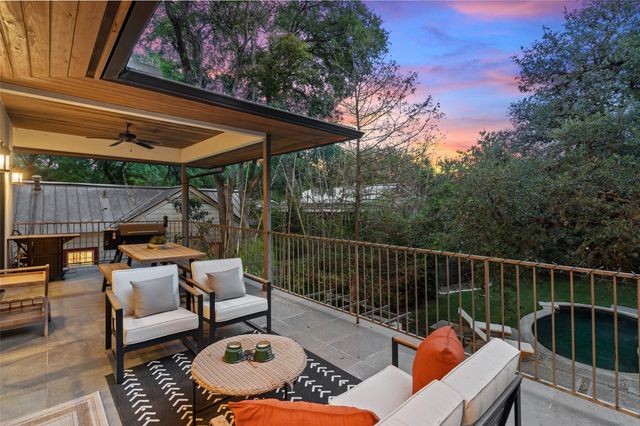 1907 McCall RD, Austin, TX 78703