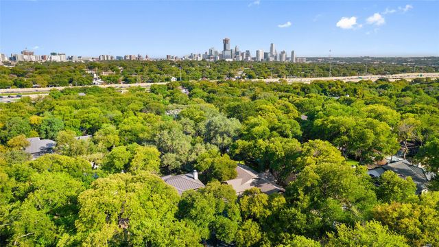 1907 McCall RD, Austin, TX 78703