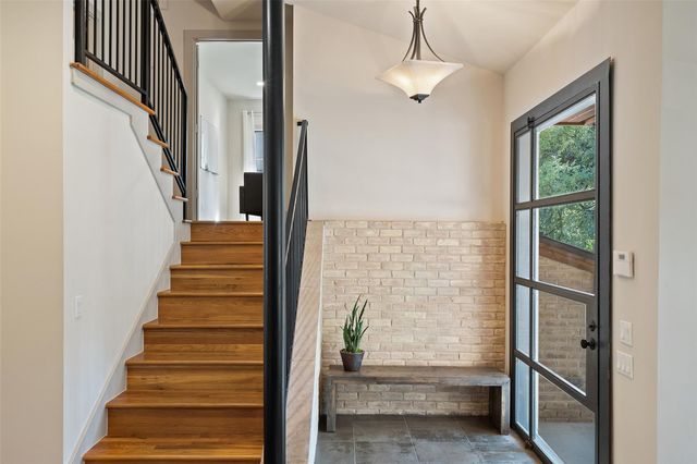 1907 McCall RD, Austin, TX 78703