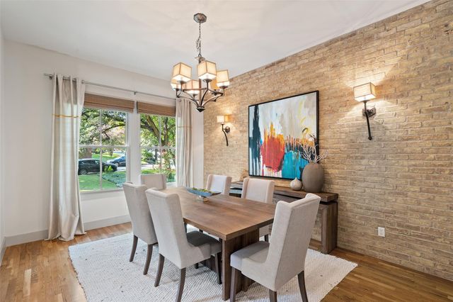 1907 McCall RD, Austin, TX 78703