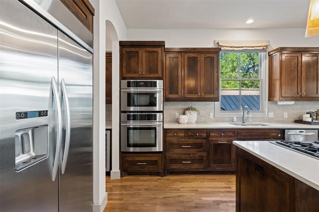 1907 McCall RD, Austin, TX 78703