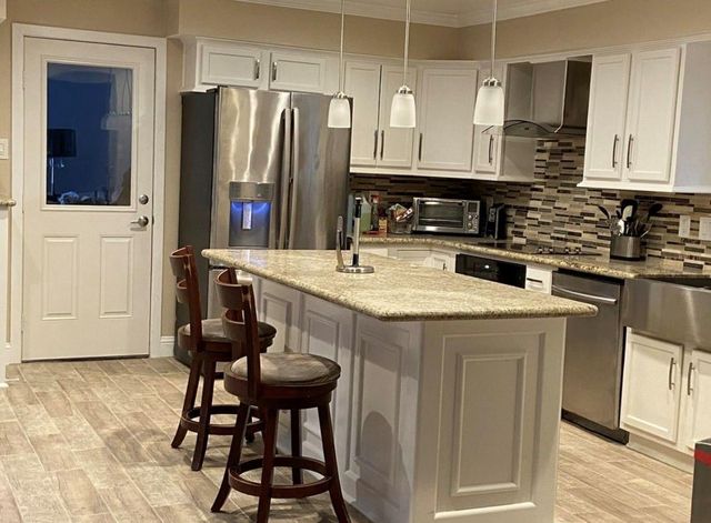 6018 Elkwood Forest Drive, Houston, TX 77088