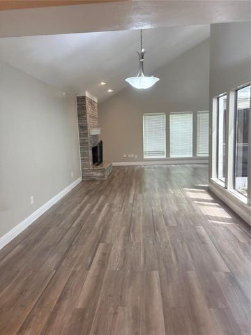 6018 Elkwood Forest Drive, Houston, TX 77088