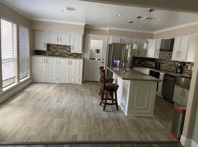 6018 Elkwood Forest Drive, Houston, TX 77088