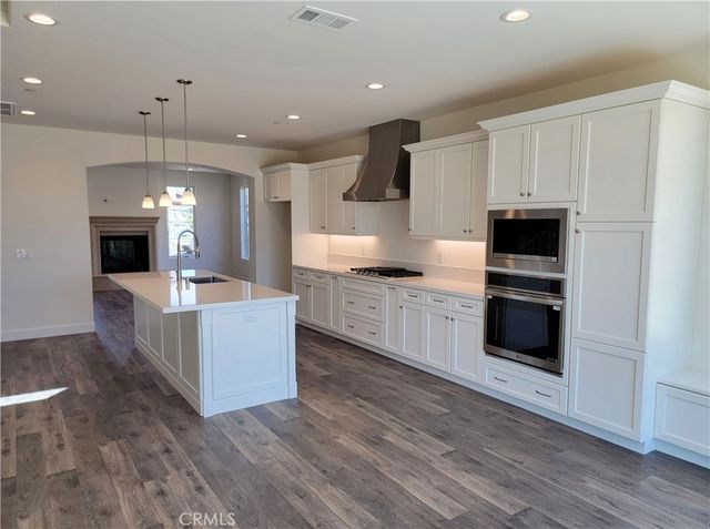 706 Manor Lane, Paso Robles, CA 93446