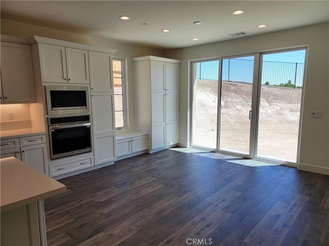 706 Manor Lane, Paso Robles, CA 93446