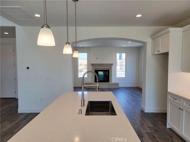 706 Manor Lane, Paso Robles, CA 93446