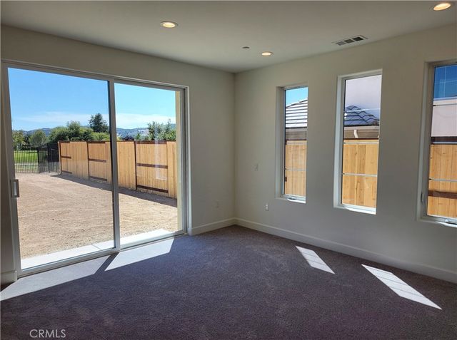 706 Manor Lane, Paso Robles, CA 93446