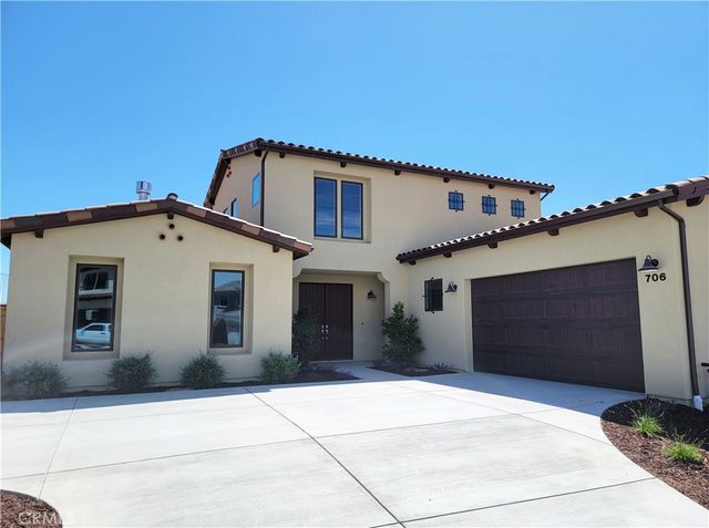 706 Manor Lane, Paso Robles, CA 93446