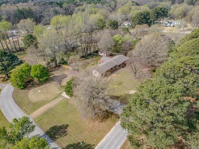 1505 Country Manor Lane, Jonesboro, AR 72404