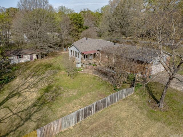 1505 Country Manor Lane, Jonesboro, AR 72404