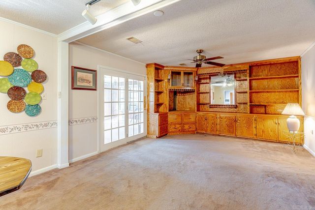 1505 Country Manor Lane, Jonesboro, AR 72404