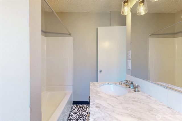 332 L Street, Walla Walla, WA 99362