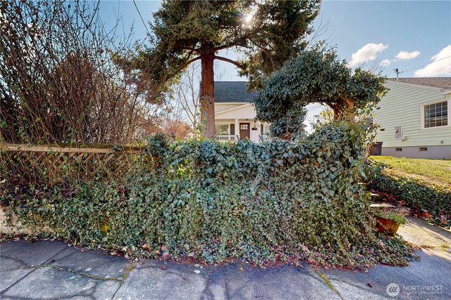 332 L Street, Walla Walla, WA 99362