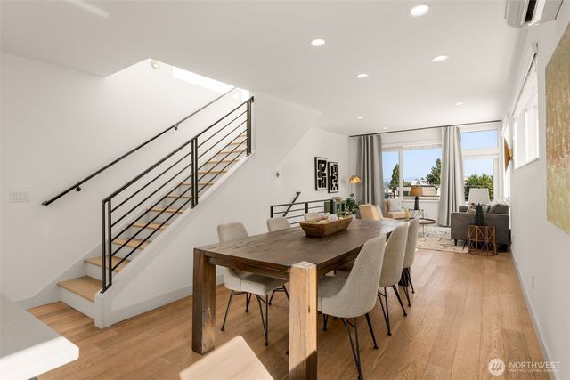 104 -A 19th E, Seattle, WA 98112