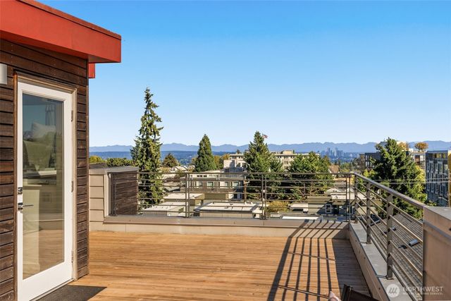 104 -A 19th E, Seattle, WA 98112