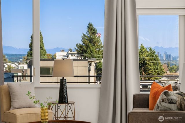 104 -A 19th E, Seattle, WA 98112