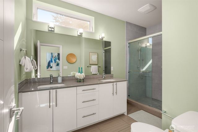 104 -A 19th E, Seattle, WA 98112