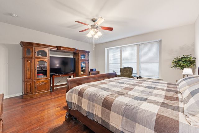 943 Monticello Drive, Burleson, TX 76028
