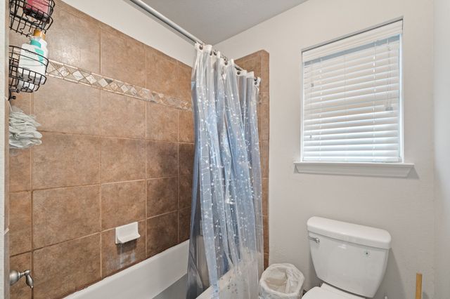 943 Monticello Drive, Burleson, TX 76028