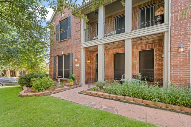 943 Monticello Drive, Burleson, TX 76028