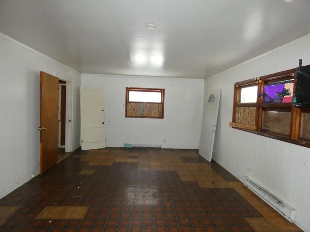 660 Pearl Street, Benton Harbor City, MI 49022