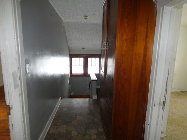 660 Pearl Street, Benton Harbor City, MI 49022