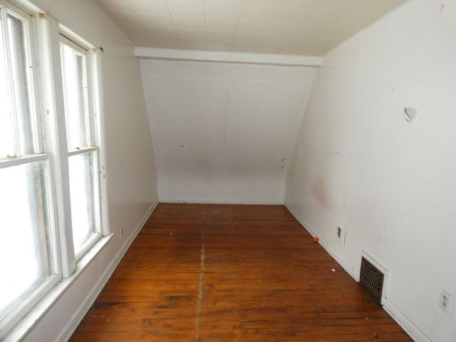 660 Pearl Street, Benton Harbor City, MI 49022