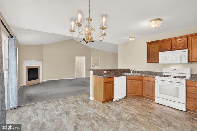 3510 KIMBERLY LN, Dover, PA 17315