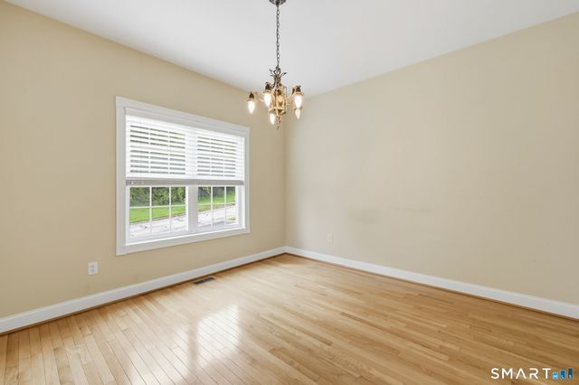 12 Tarragon Drive, East Hampton, CT 06424