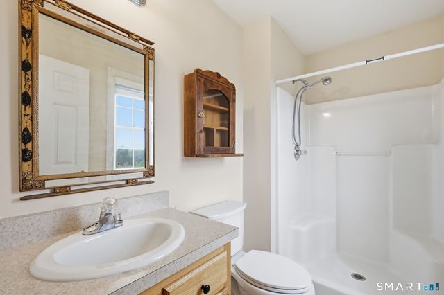 12 Tarragon Drive, East Hampton, CT 06424