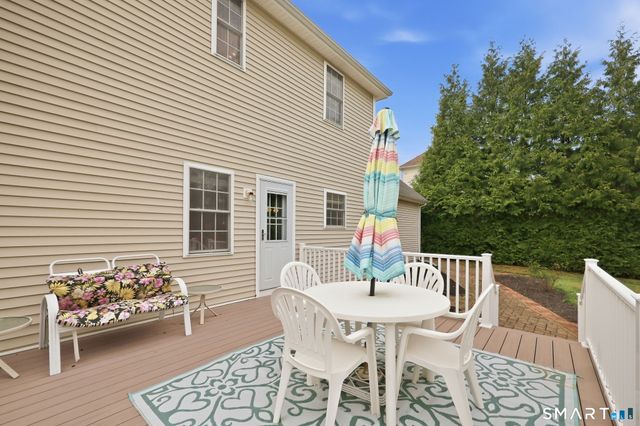 12 Tarragon Drive, East Hampton, CT 06424
