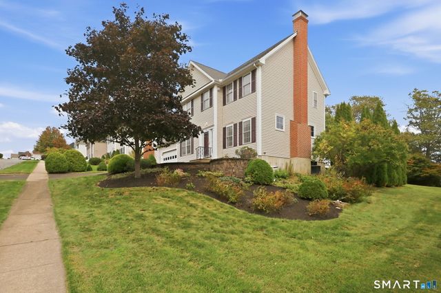 12 Tarragon Drive, East Hampton, CT 06424