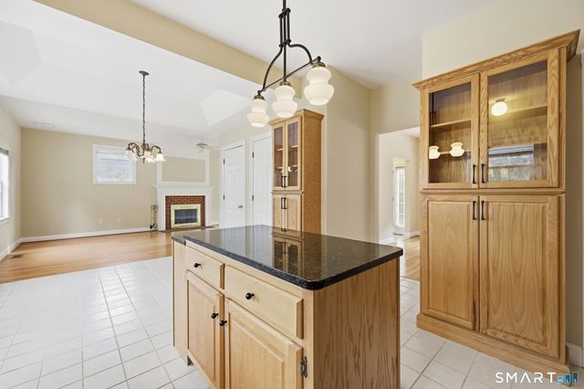 12 Tarragon Drive, East Hampton, CT 06424
