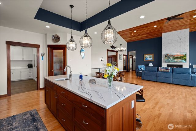 3803 W 2nd Street, Anacortes, WA 98221