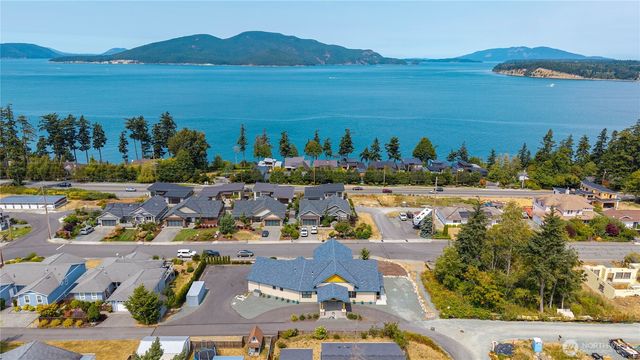 3803 W 2nd Street, Anacortes, WA 98221