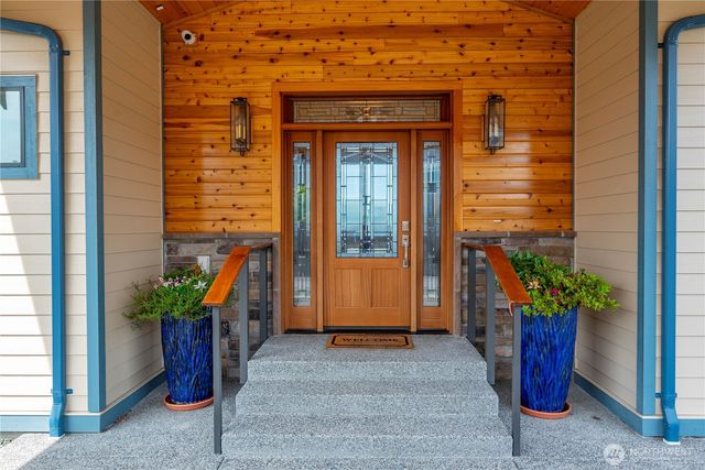 3803 W 2nd Street, Anacortes, WA 98221