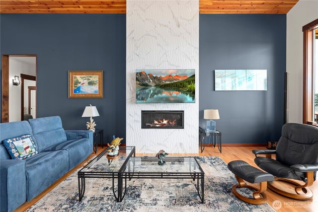 3803 W 2nd Street, Anacortes, WA 98221