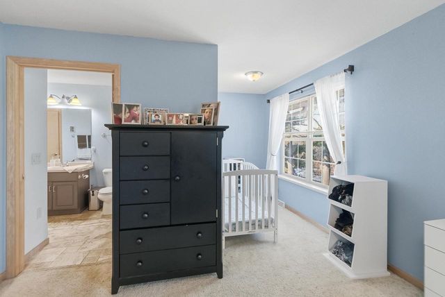 694 CLARDELL Drive, Sun Prairie, WI 53590