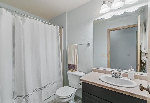 694 CLARDELL Drive, Sun Prairie, WI 53590