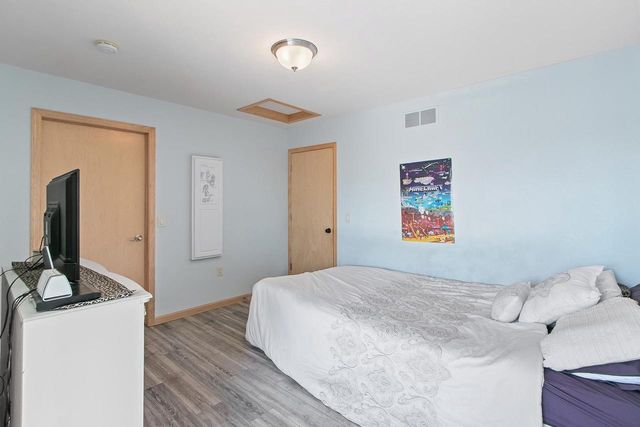 694 CLARDELL Drive, Sun Prairie, WI 53590