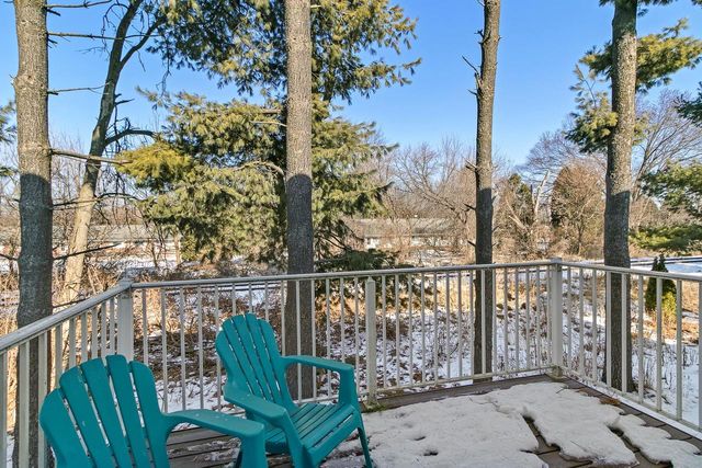 694 CLARDELL Drive, Sun Prairie, WI 53590